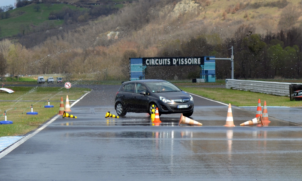 stage securite routiere circuit d'issoire